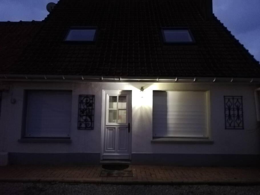 Licques La Petite Maison De Marie מראה חיצוני תמונה